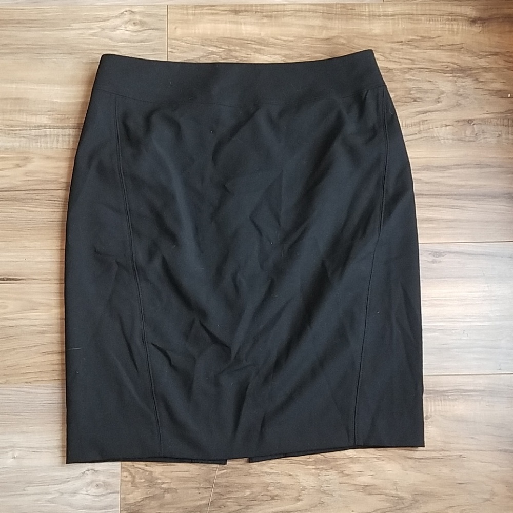 Loft pencil skirt